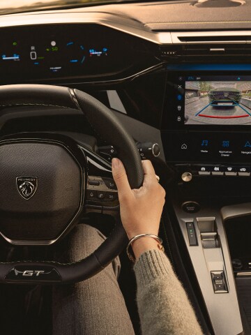 Nieuwe PEUGEOTE-408 i-Cockpit